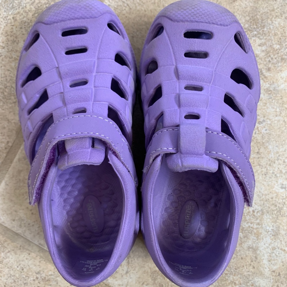 Lightweight Surprize by Stride Rite toddler girls slip on shoes.